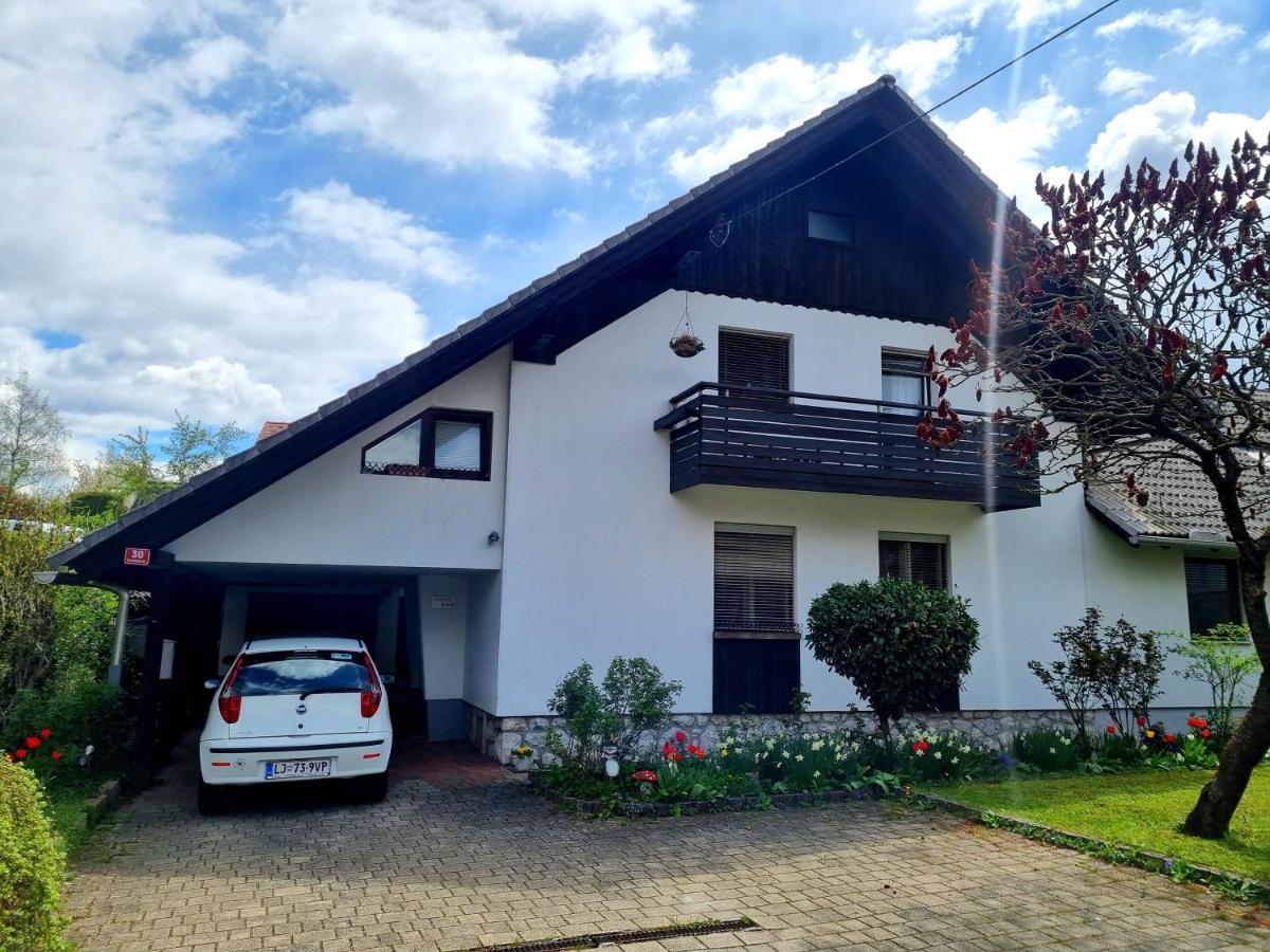 Apartma Take It Easy Bled Bagian luar foto